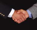 Vertrauen per Handschlag.